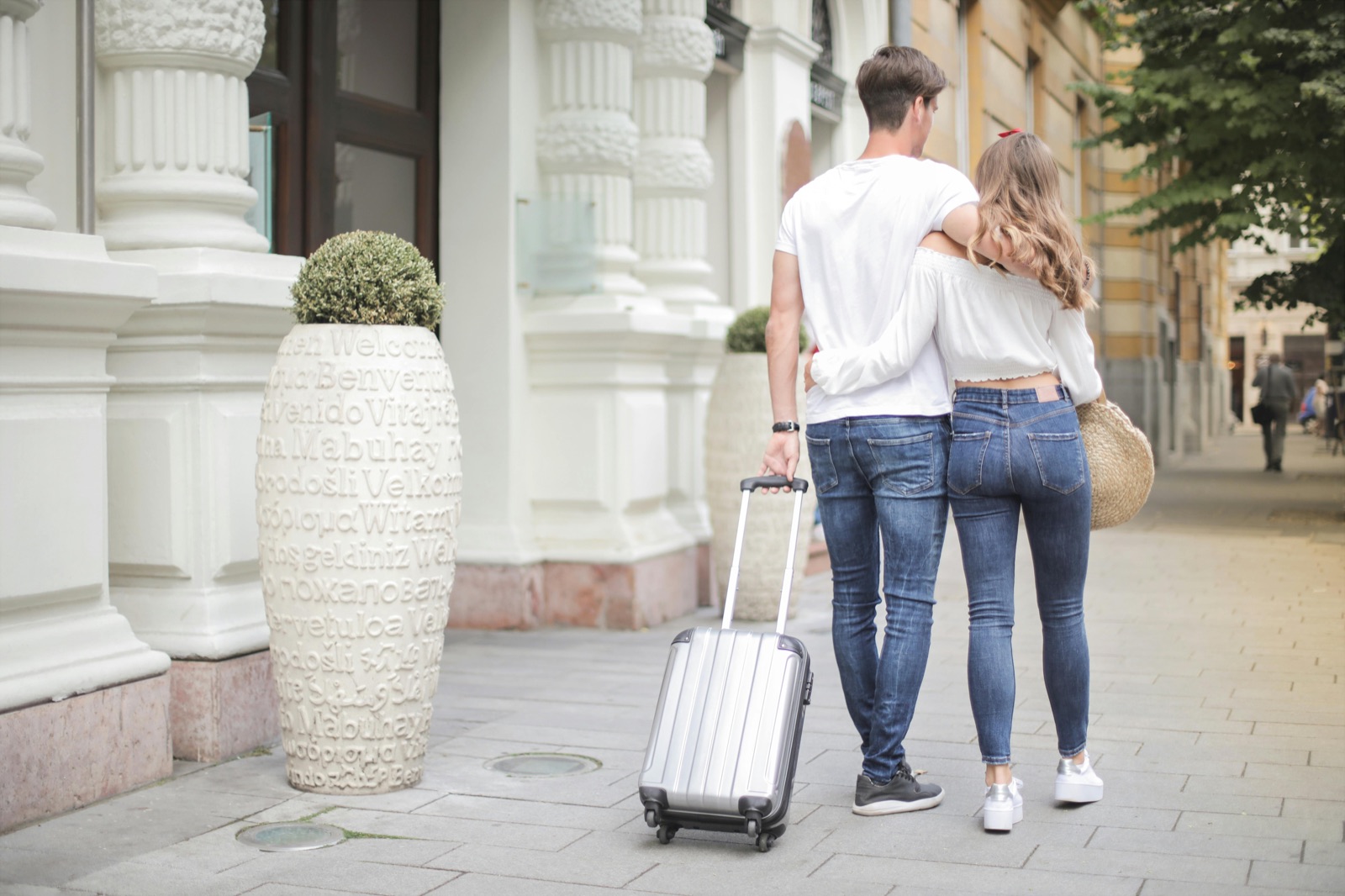 DINK economy consumer spending trends in America
